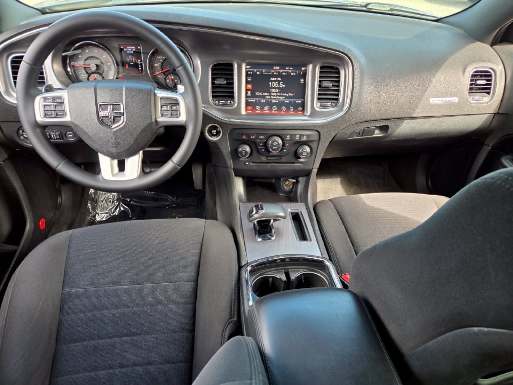 Used 2014 Dodge Charger SXT w/ Blacktop Package RWD image 13