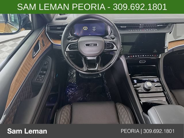 New 2026 Jeep Grand Cherokee L Summit w/ Obsidian Package AWD/4WD image 24