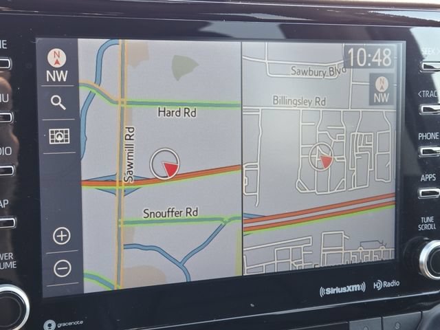 Used 2022 Toyota Highlander XLE AWD/4WD image 4