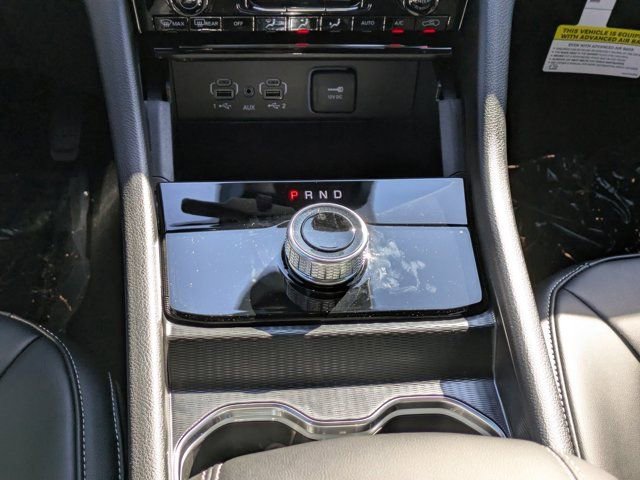 New 2025 Jeep Grand Cherokee Limited w/ Black Appearance Package RWD image 17