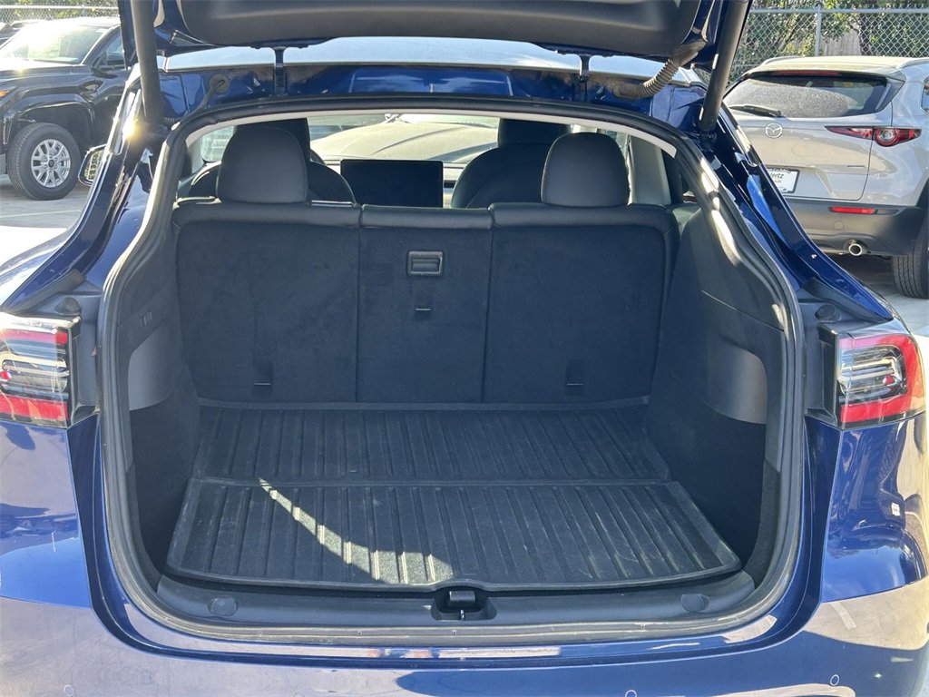 Used 2020 Tesla Model Y Long Range image 13