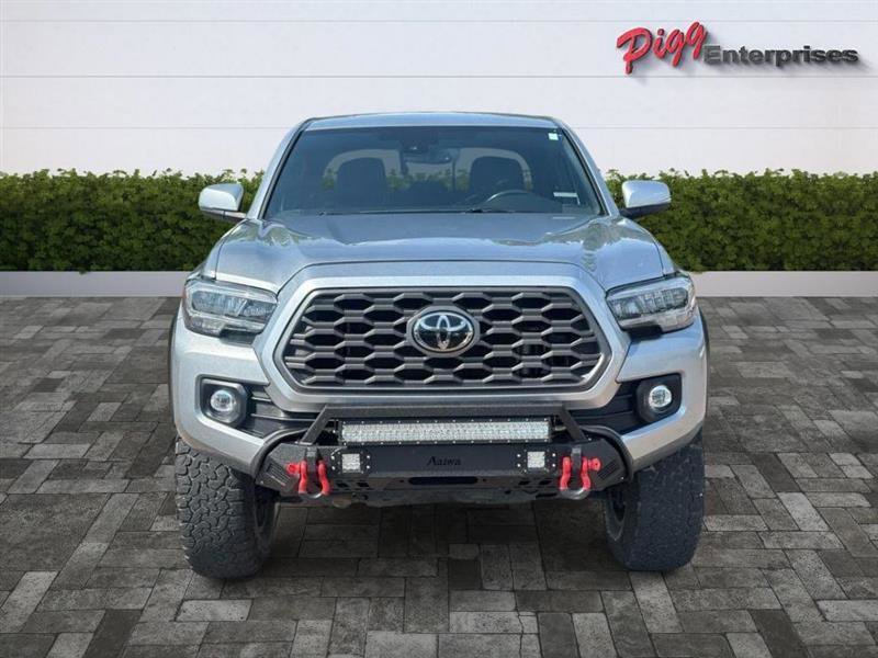 Used 2023 Toyota Tacoma TRD Off-Road w/ Technology Package AWD/4WD image 5