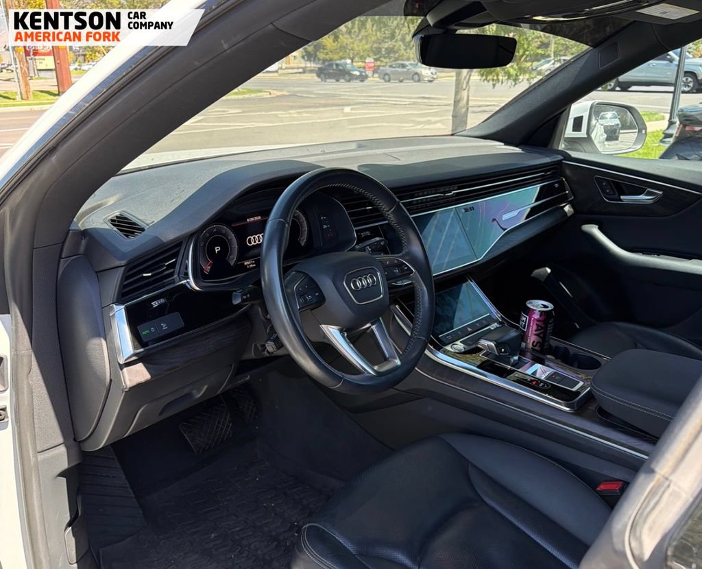 Used 2019 Audi Q8 Premium Plus w/ Premium Plus AWD/4WD image 3
