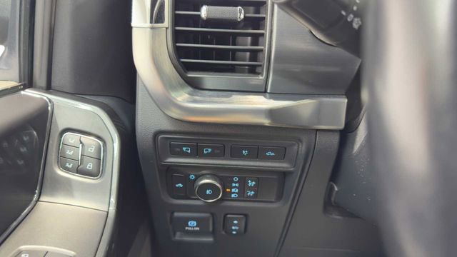 Used 2022 Ford F150 Lariat w/ Equipment Group 502A High image 28