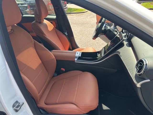 Used 2025 Mercedes-Benz C 300 4MATIC Sedan image 18