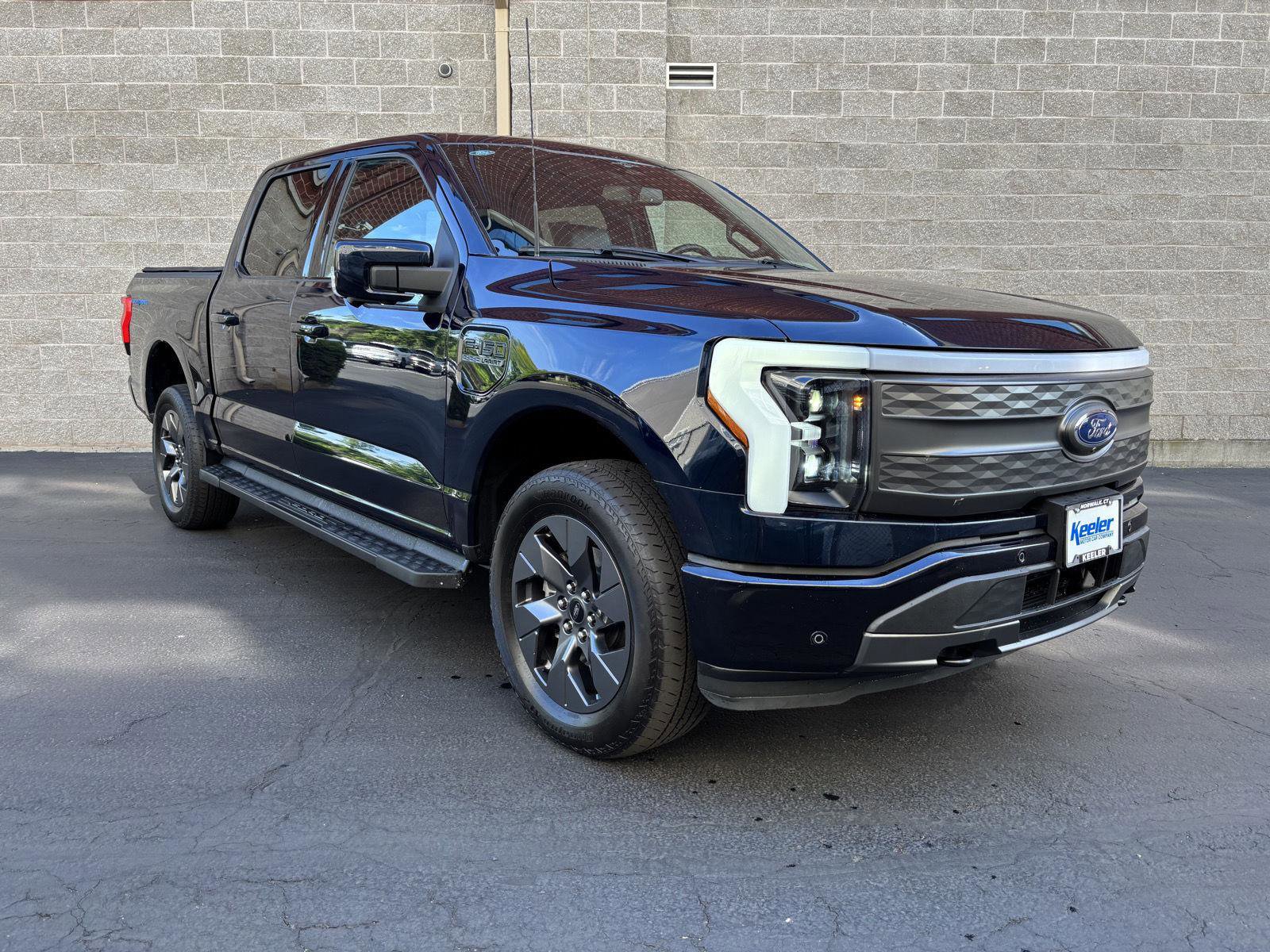 Used 2023 Ford F150 Lightning Lariat AWD/4WD video 1