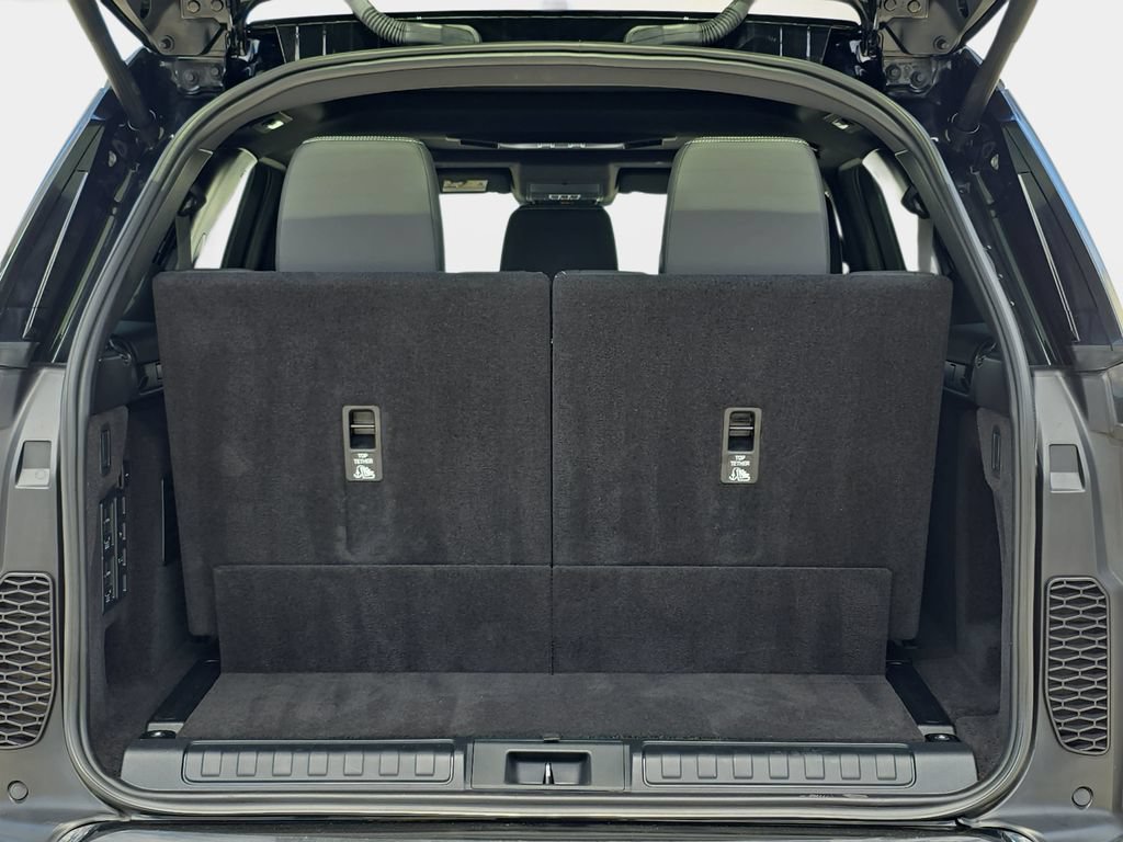 Certified 2023 Land Rover Discovery S R-Dynamic AWD/4WD image 15