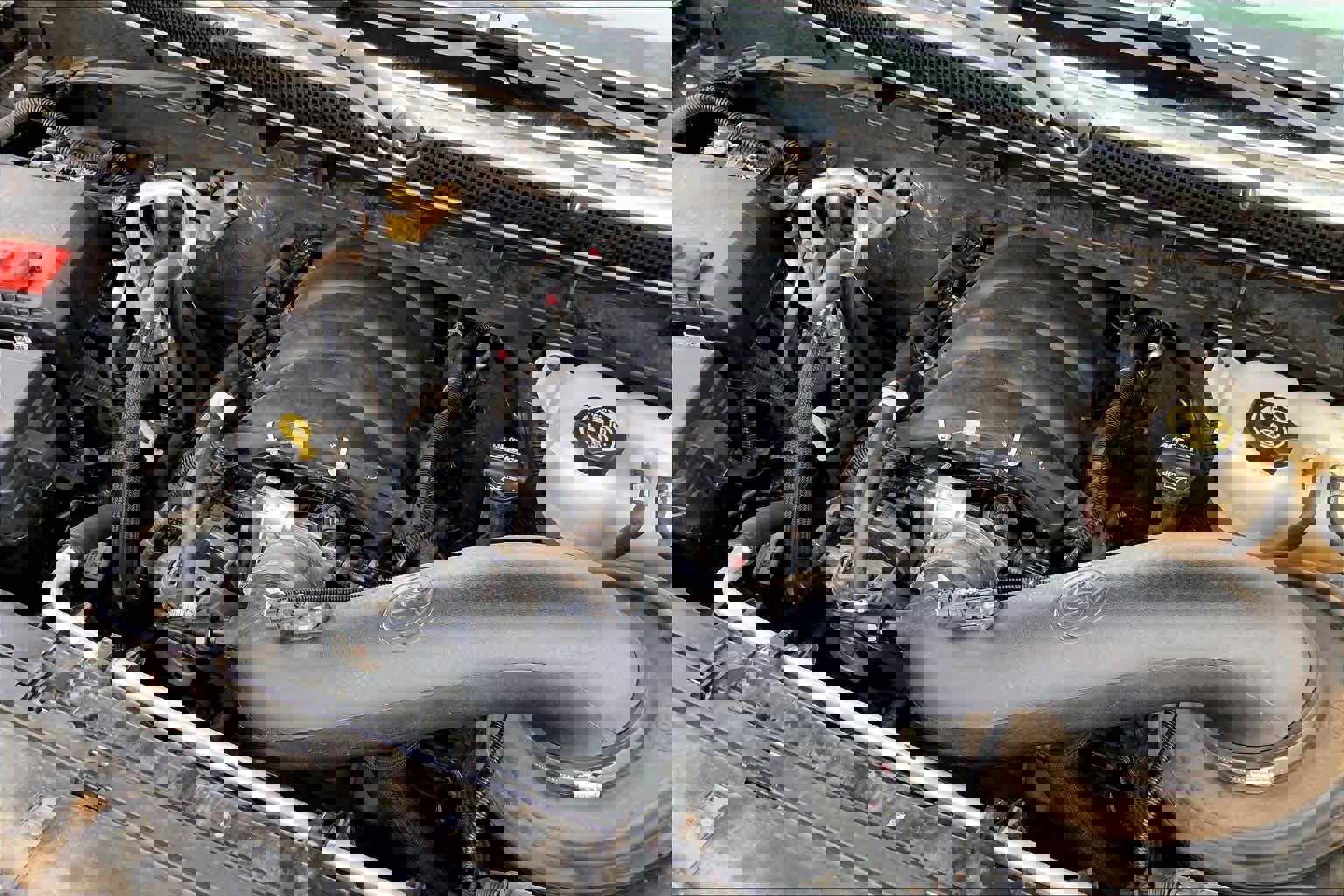 Used 2023 GMC Yukon XL Denali image 35