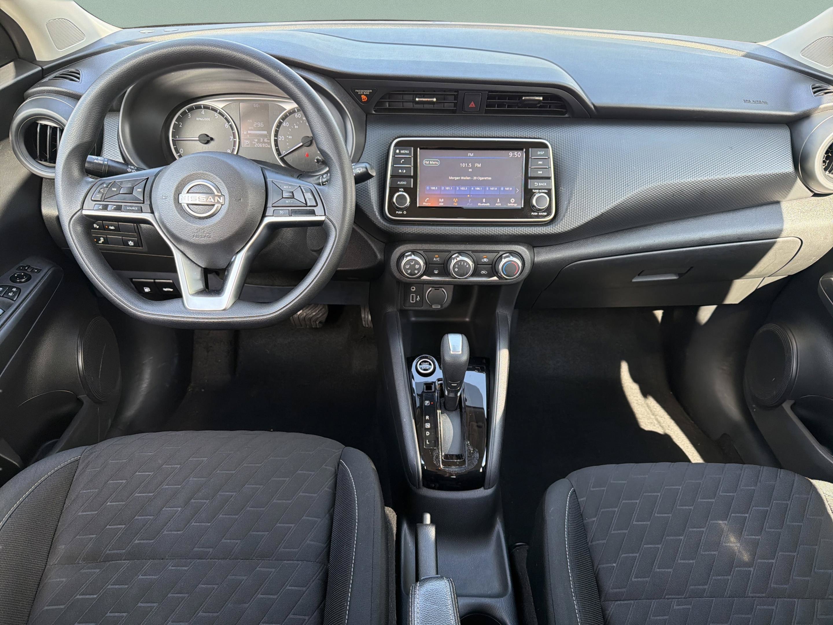 Used 2022 Nissan Kicks S FWD image 27