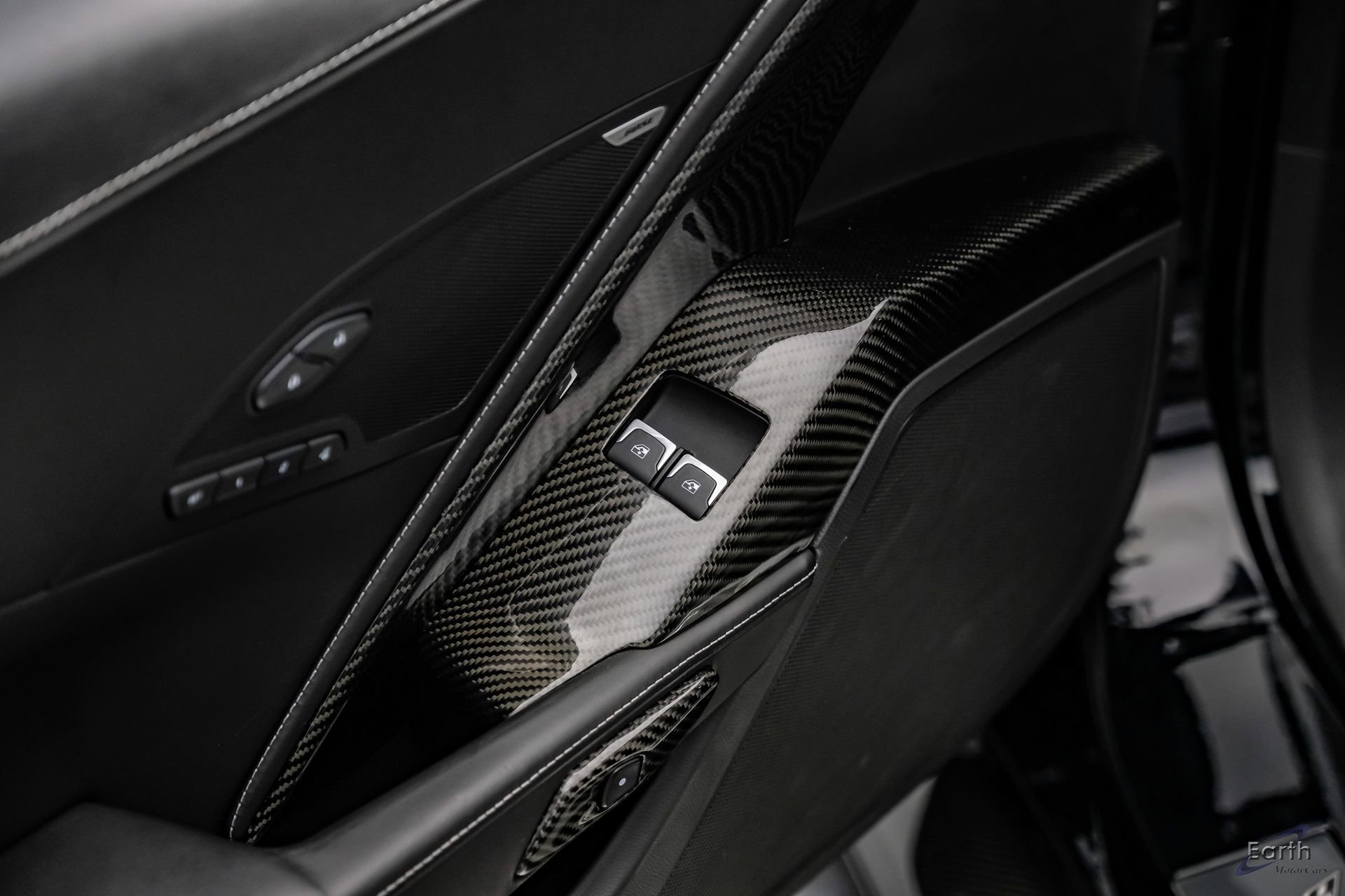 Used 2015 Chevrolet Corvette Z06 w/ 3LZ Preferred Equipment Group image 91