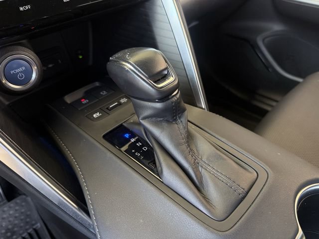 Used 2021 Toyota Venza Limited AWD/4WD image 18