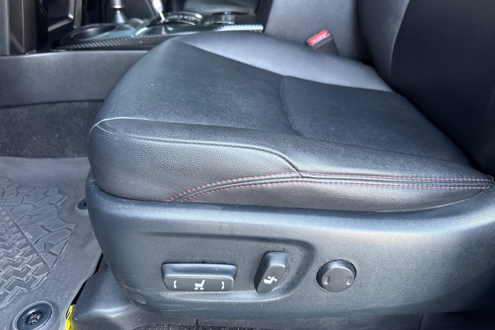 Used 2023 Toyota 4Runner TRD Pro AWD/4WD image 12