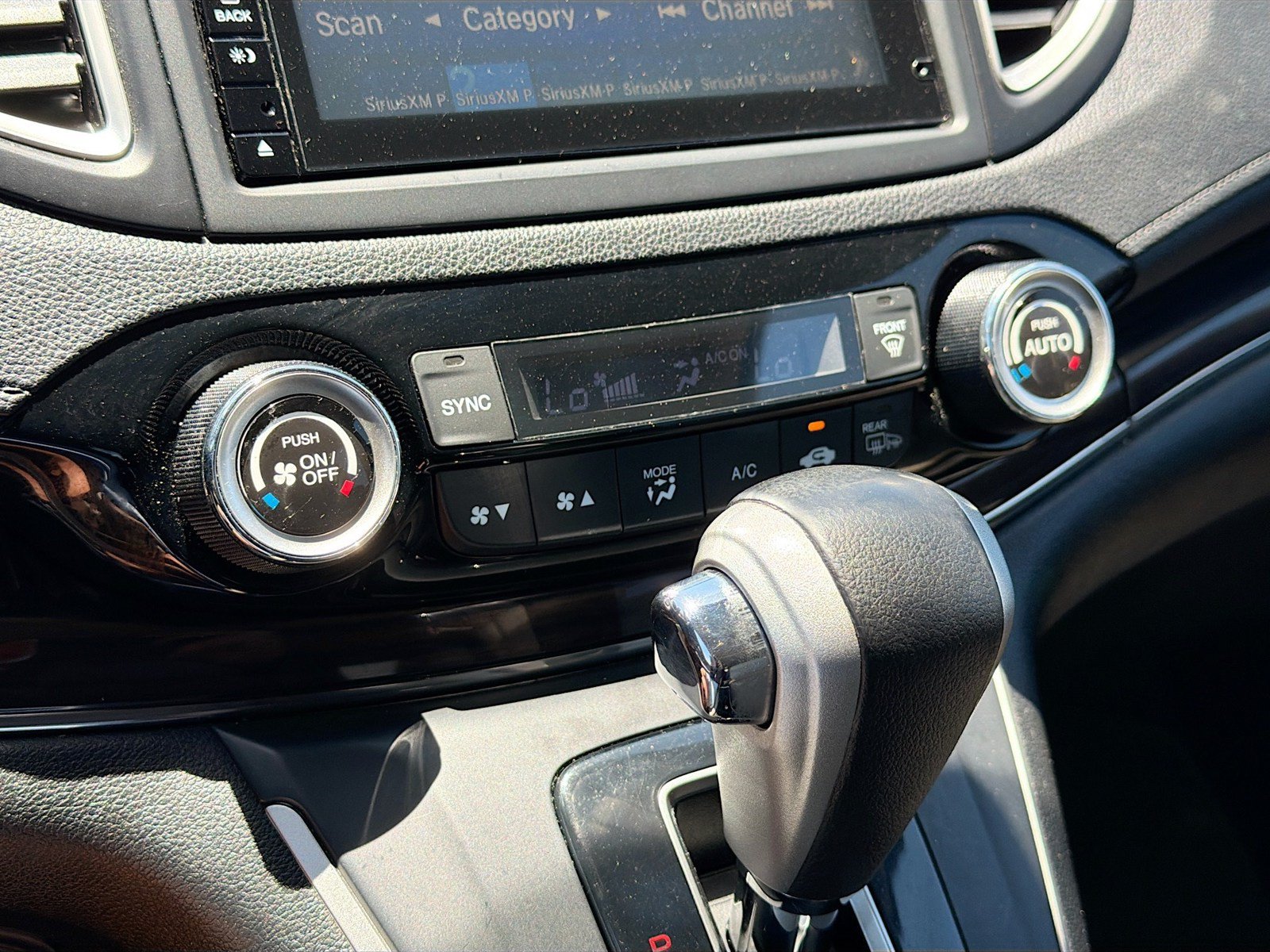 Used 2015 Honda CR-V EX-L image 8