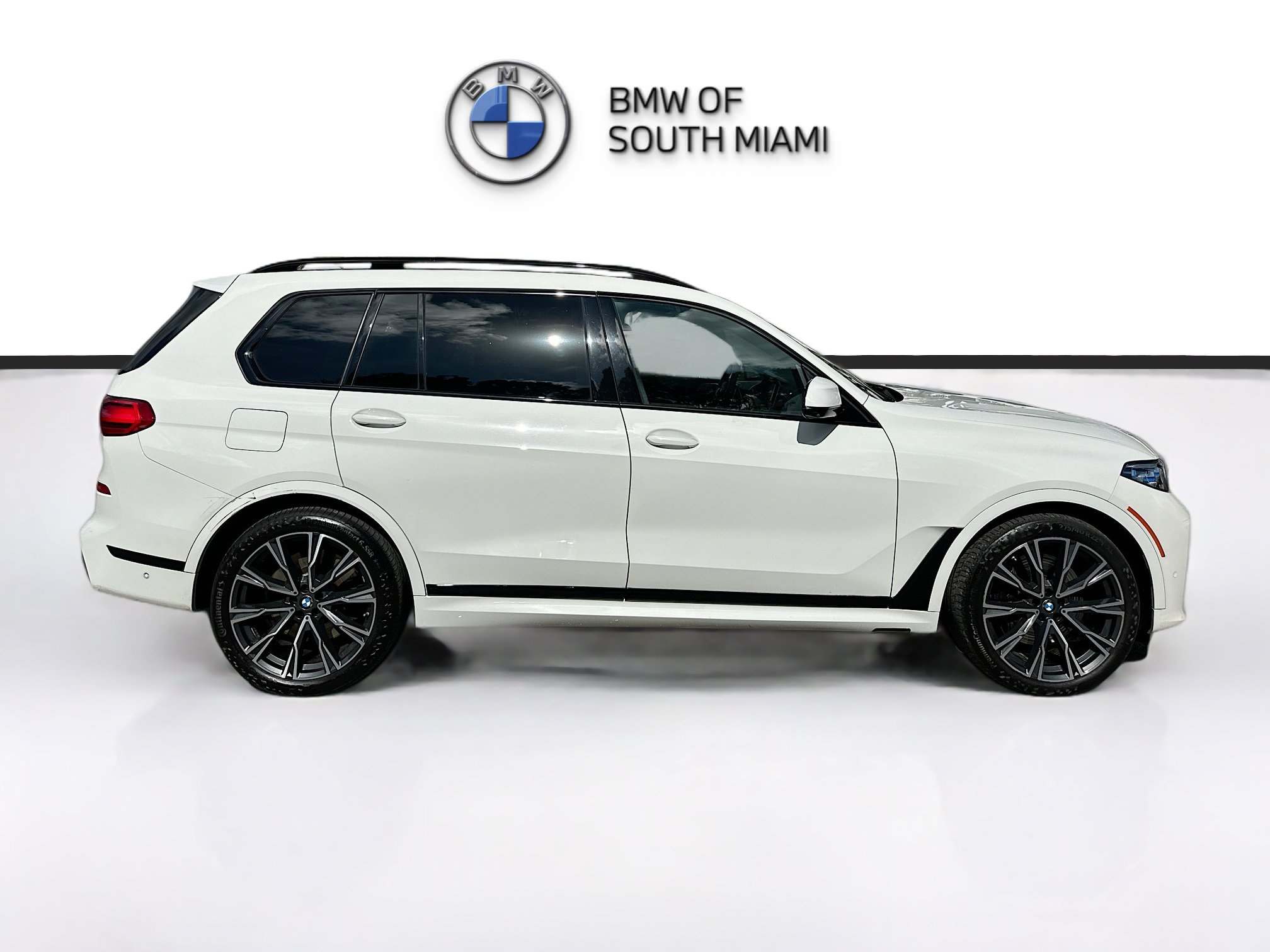 Certified 2022 BMW X7 M50i image 8