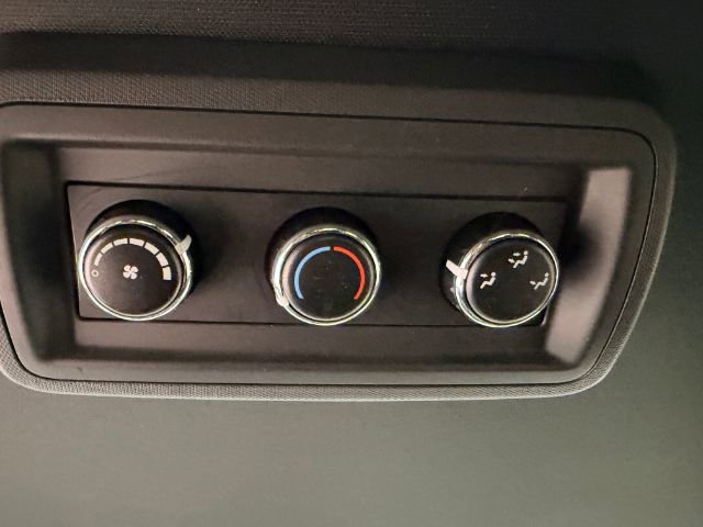 Used 2017 Dodge Grand Caravan SXT image 36