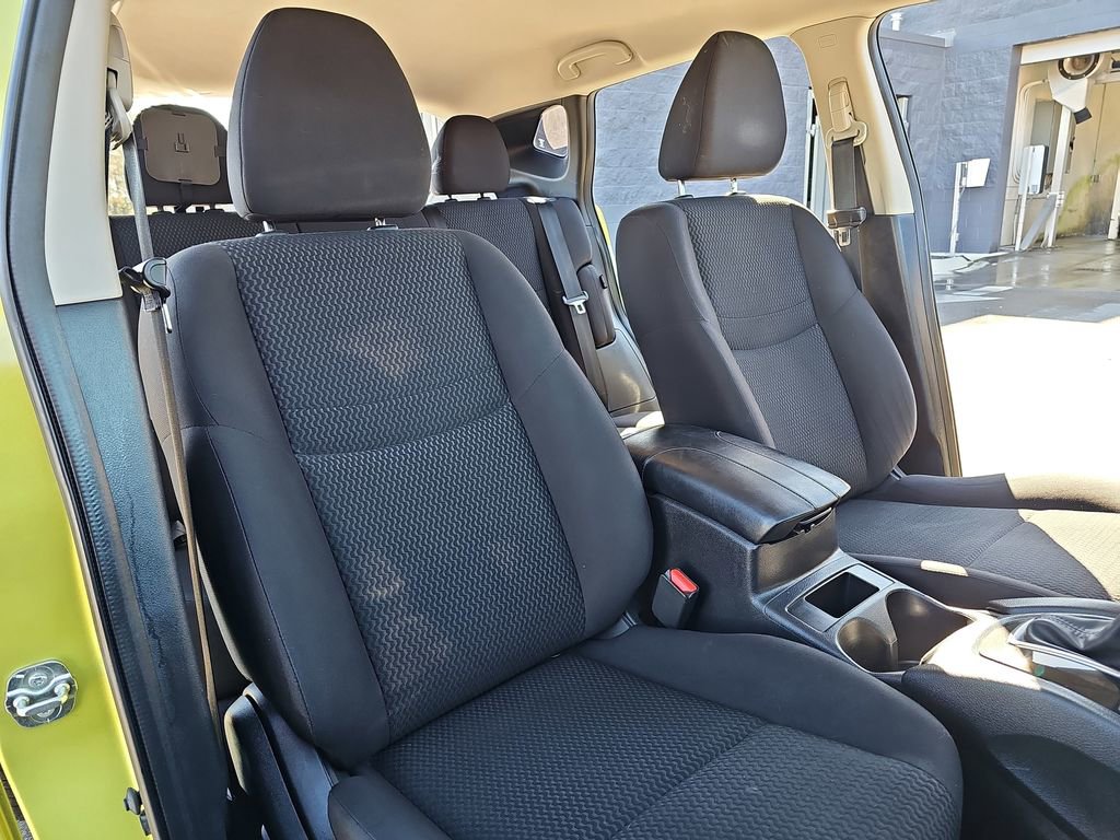 Used 2020 Nissan Rogue Sport S w/ Appearance Package image 13