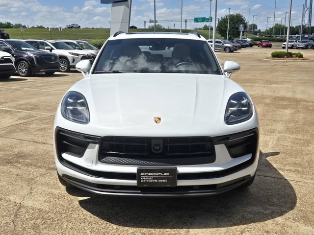Used 2025 Porsche Macan Turbo AWD/4WD image 25