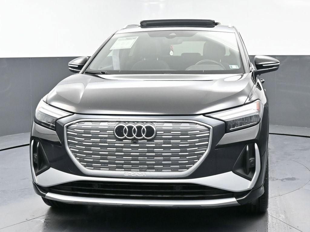 Used 2023 Audi Q4 e-tron Premium w/ Convenience Package image 5