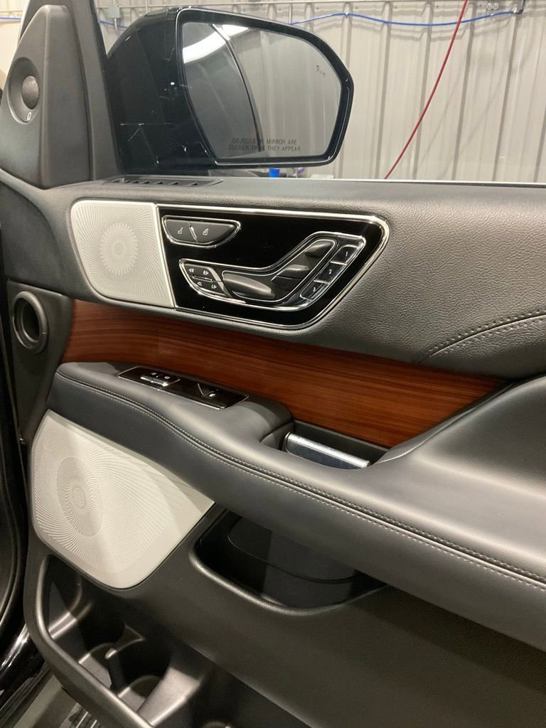 Used 2023 Lincoln Navigator Reserve AWD/4WD image 20