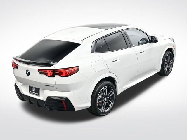 New 2026 BMW X2 xDrive28i w/ Technology Package image 25