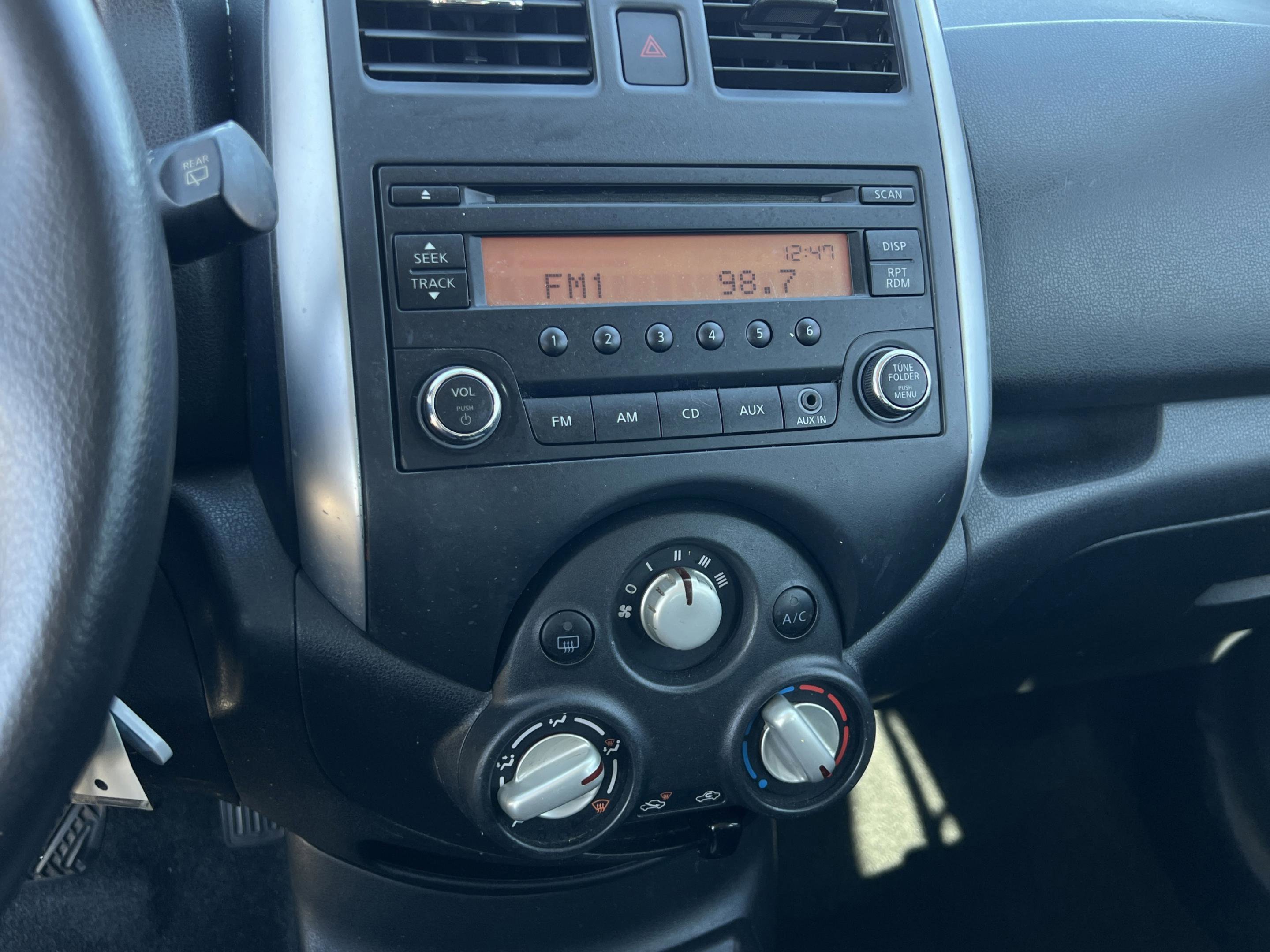 Used 2014 Nissan Versa Note SV image 22