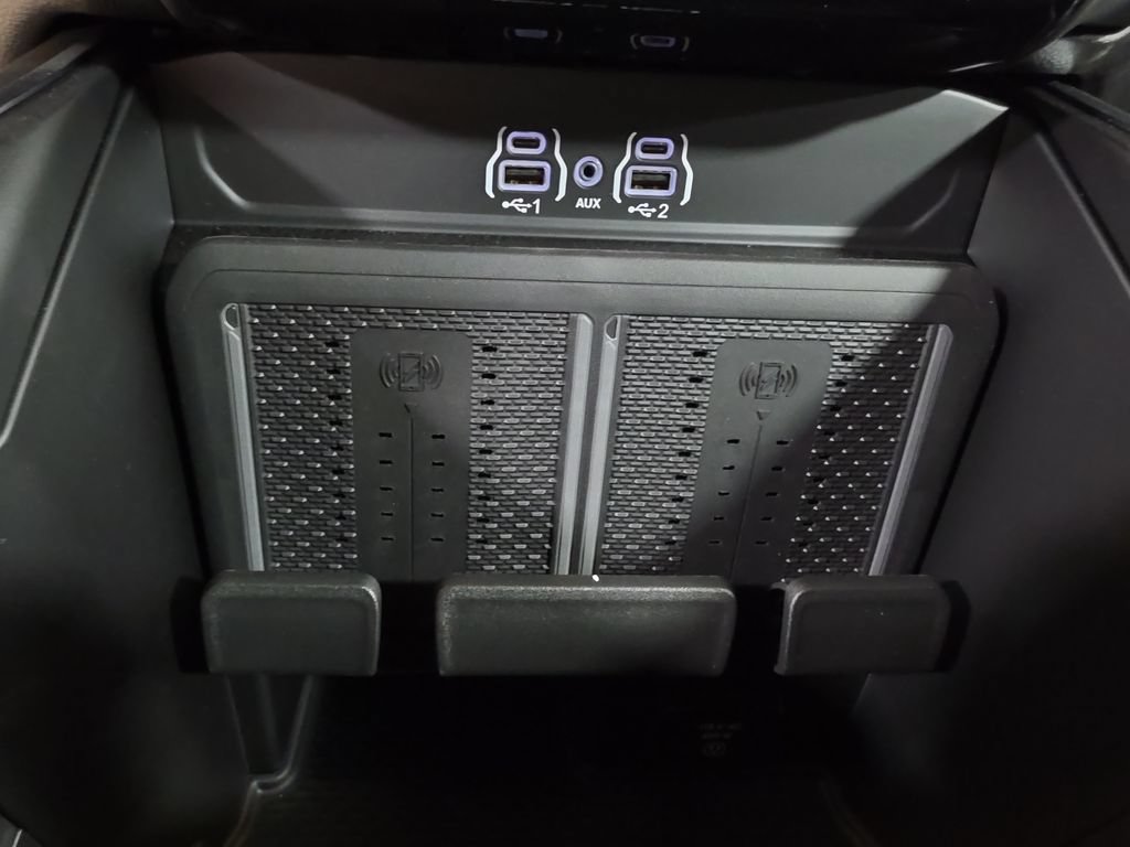 New 2027 RAM 3500 Laramie AWD/4WD image 23