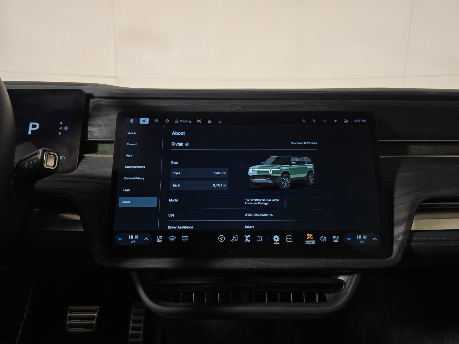 Used 2024 Rivian R1S Adventure AWD/4WD image 29