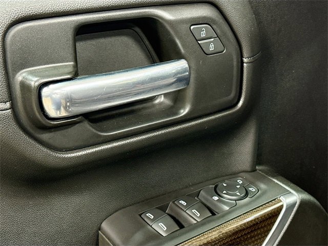 Used 2020 Chevrolet Silverado 1500 RST image 17