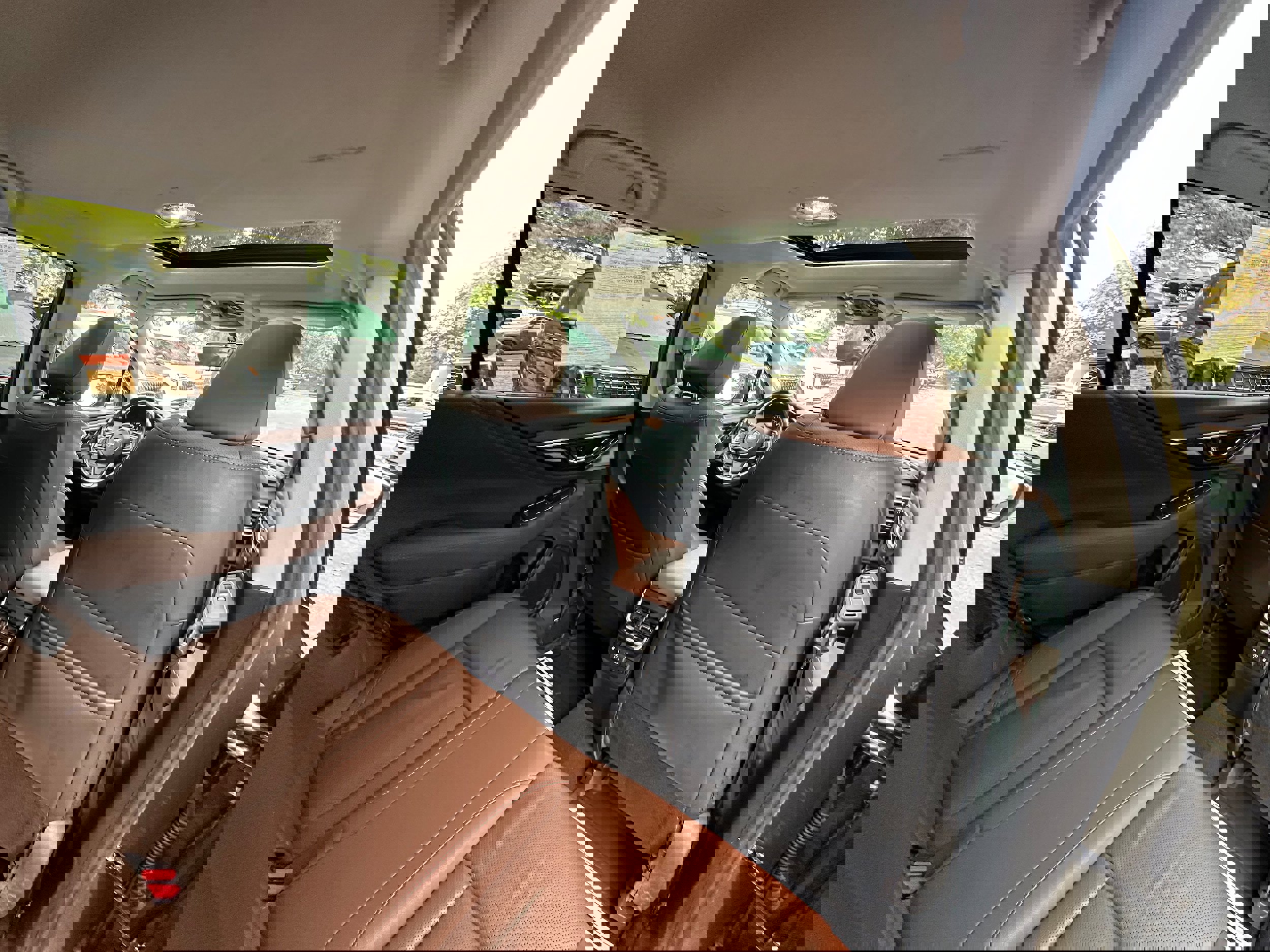 Used 2020 Subaru Outback Touring w/ Popular Package #2 image 21