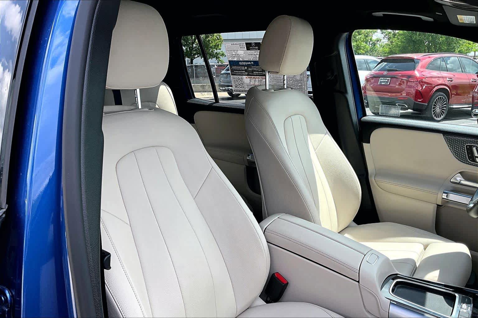 Certified 2024 Mercedes-Benz GLB 250 image 9