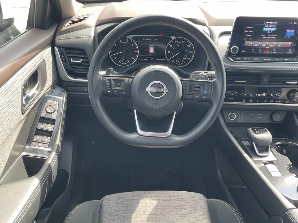 Used 2023 Nissan Rogue SV image 13