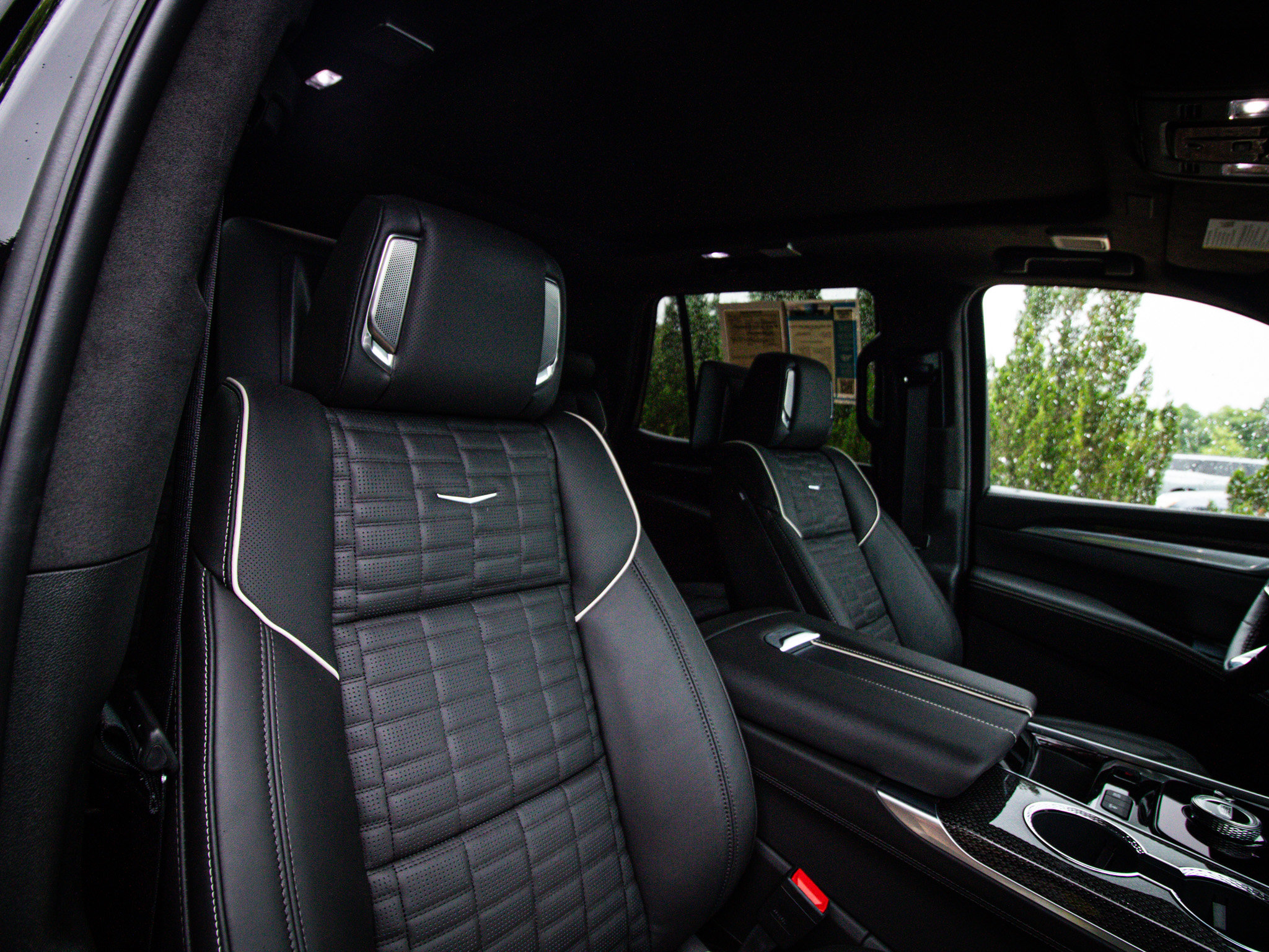 Used 2026 Cadillac Escalade V w/ LPO, Floor Liner Package AWD/4WD image 36