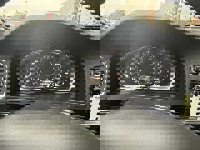 Used 2017 Volvo V60 T5 Premier w/ Convenience Package image 22