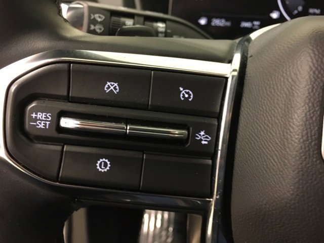 Used 2025 GMC Terrain Elevation image 27