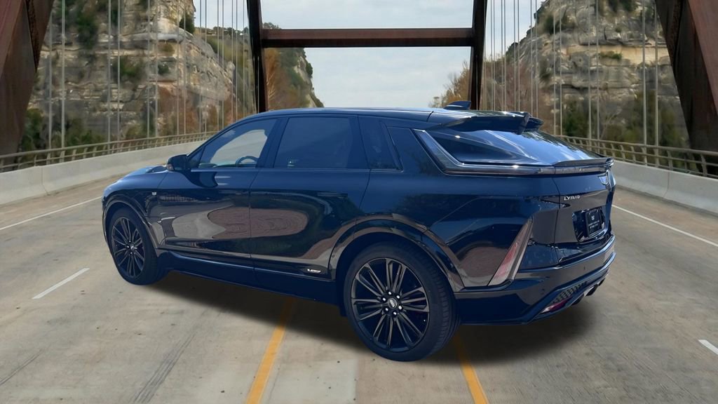 New 2026 Cadillac Lyriq V image 6