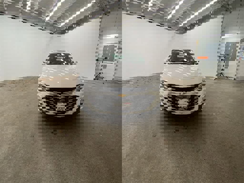 Used 2023 Chevrolet Malibu LT image 9