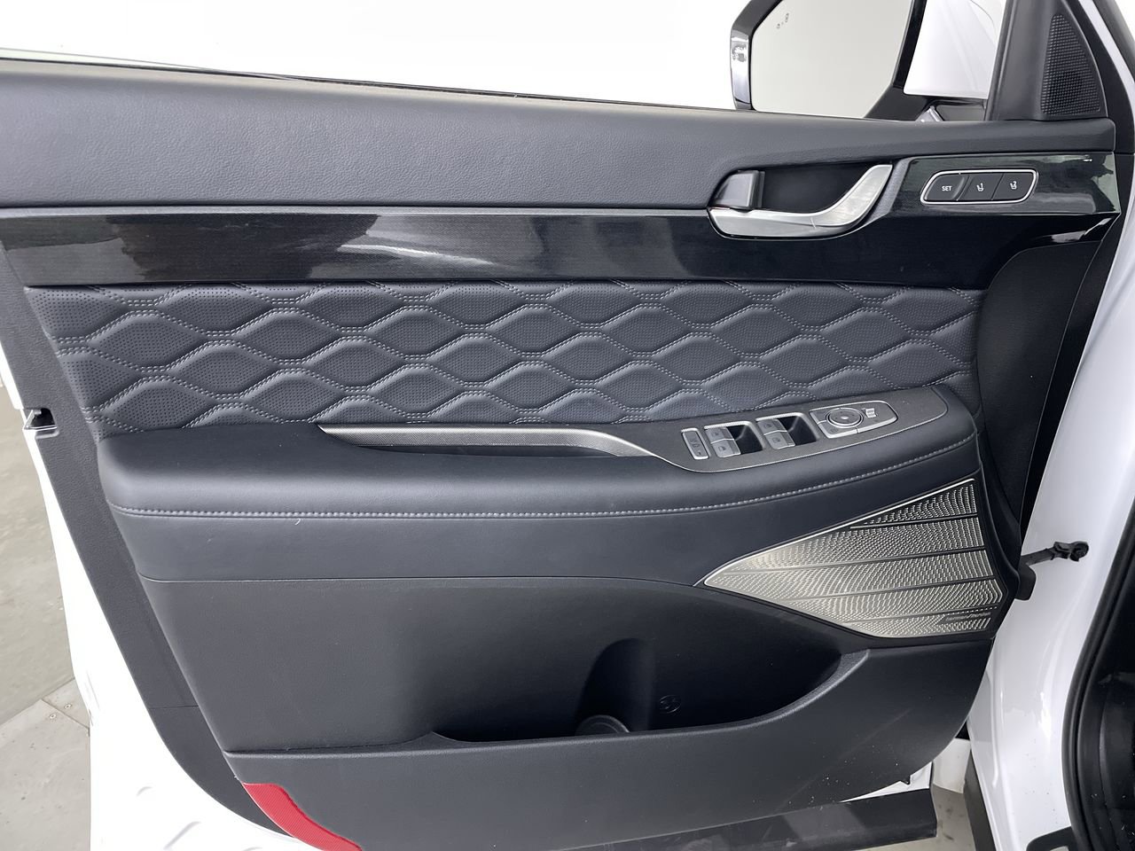 Used 2021 Hyundai Palisade Calligraphy image 10