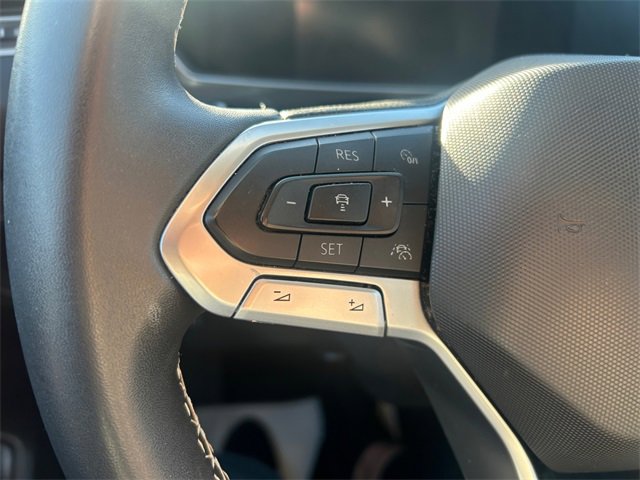 Used 2022 Volkswagen Tiguan SE image 24