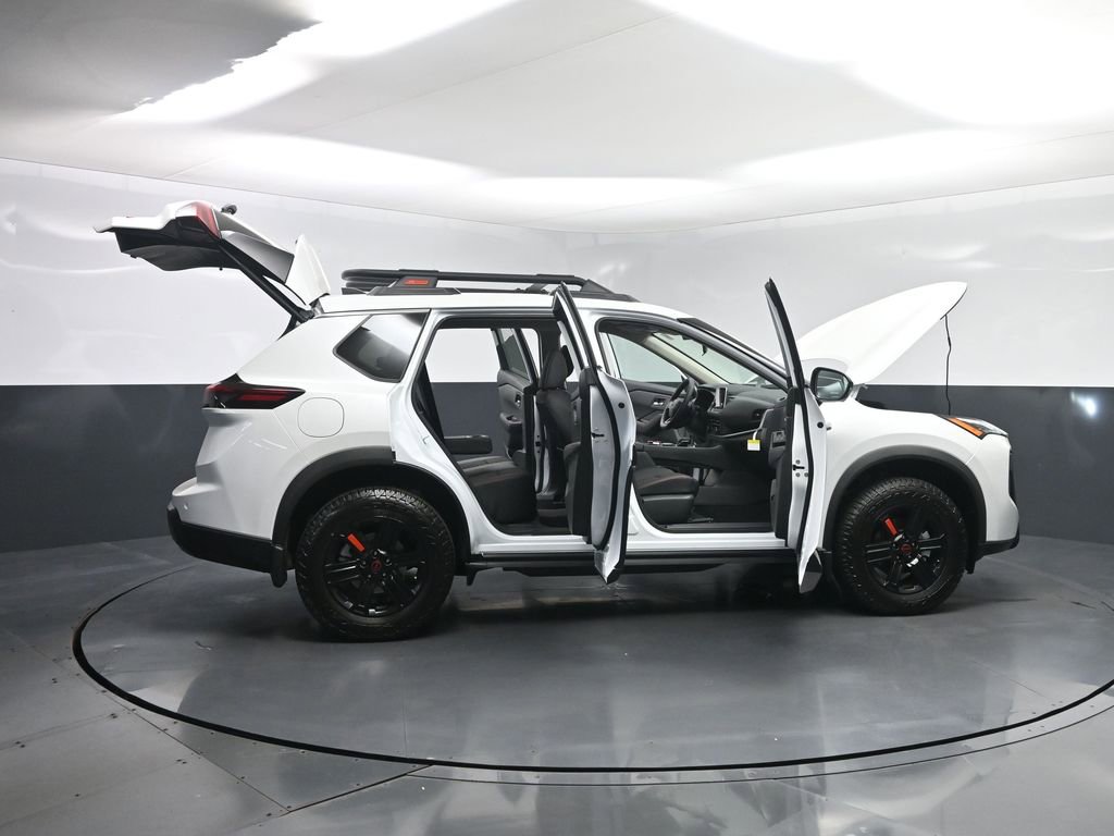 New 2026 Nissan Rogue SV image 32