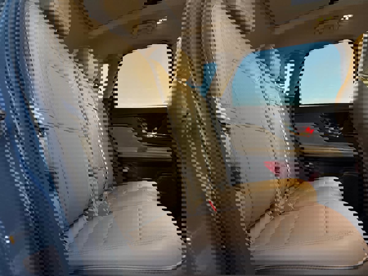 Used 2024 Lincoln Corsair Reserve w/ Equipment Group 201A image 19