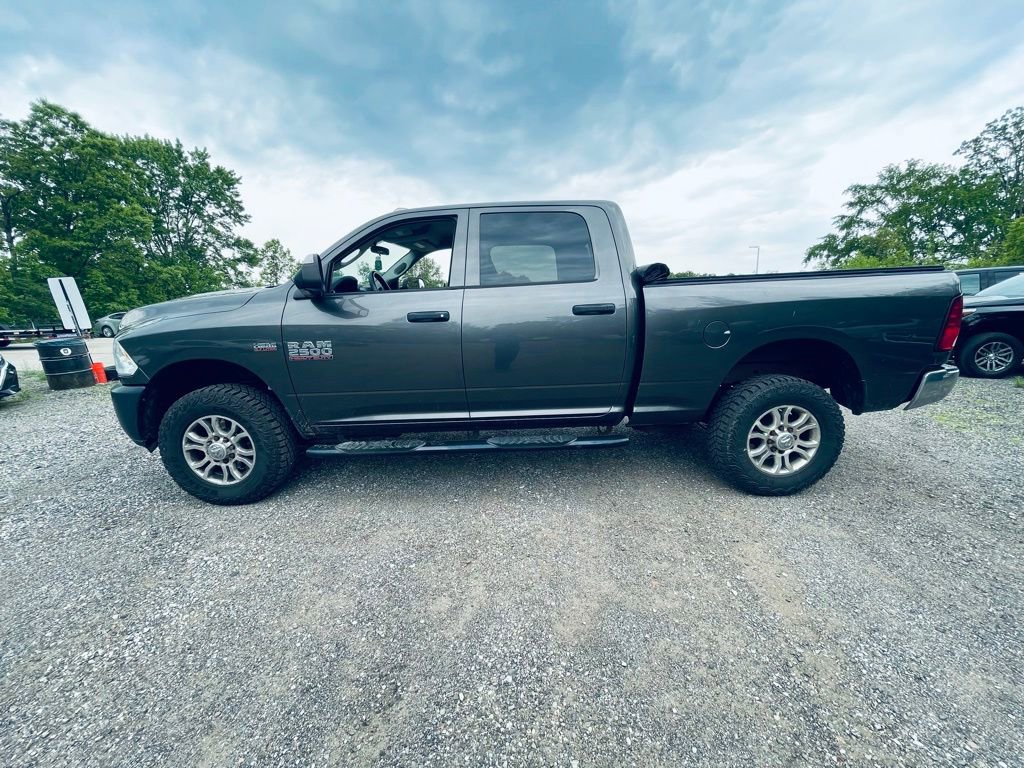 Used 2014 RAM 2500 Tradesman AWD/4WD image 2