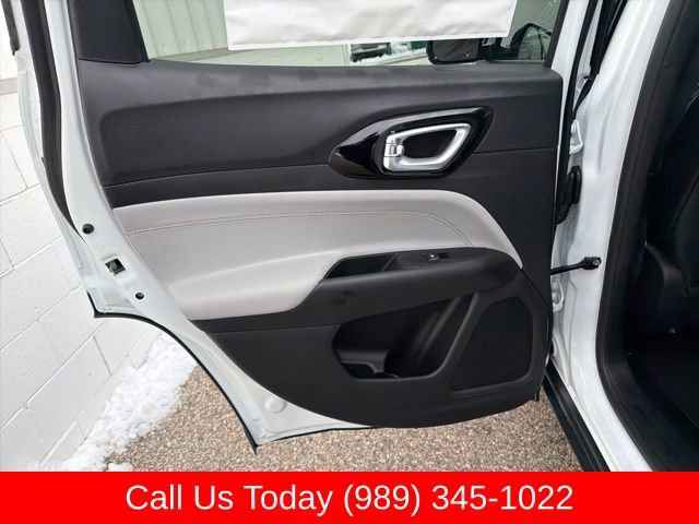 New 2026 Jeep Compass Limited image 30