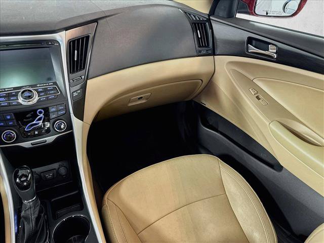 Used 2012 Hyundai Sonata Limited w/ Navigation Pkg FWD image 22