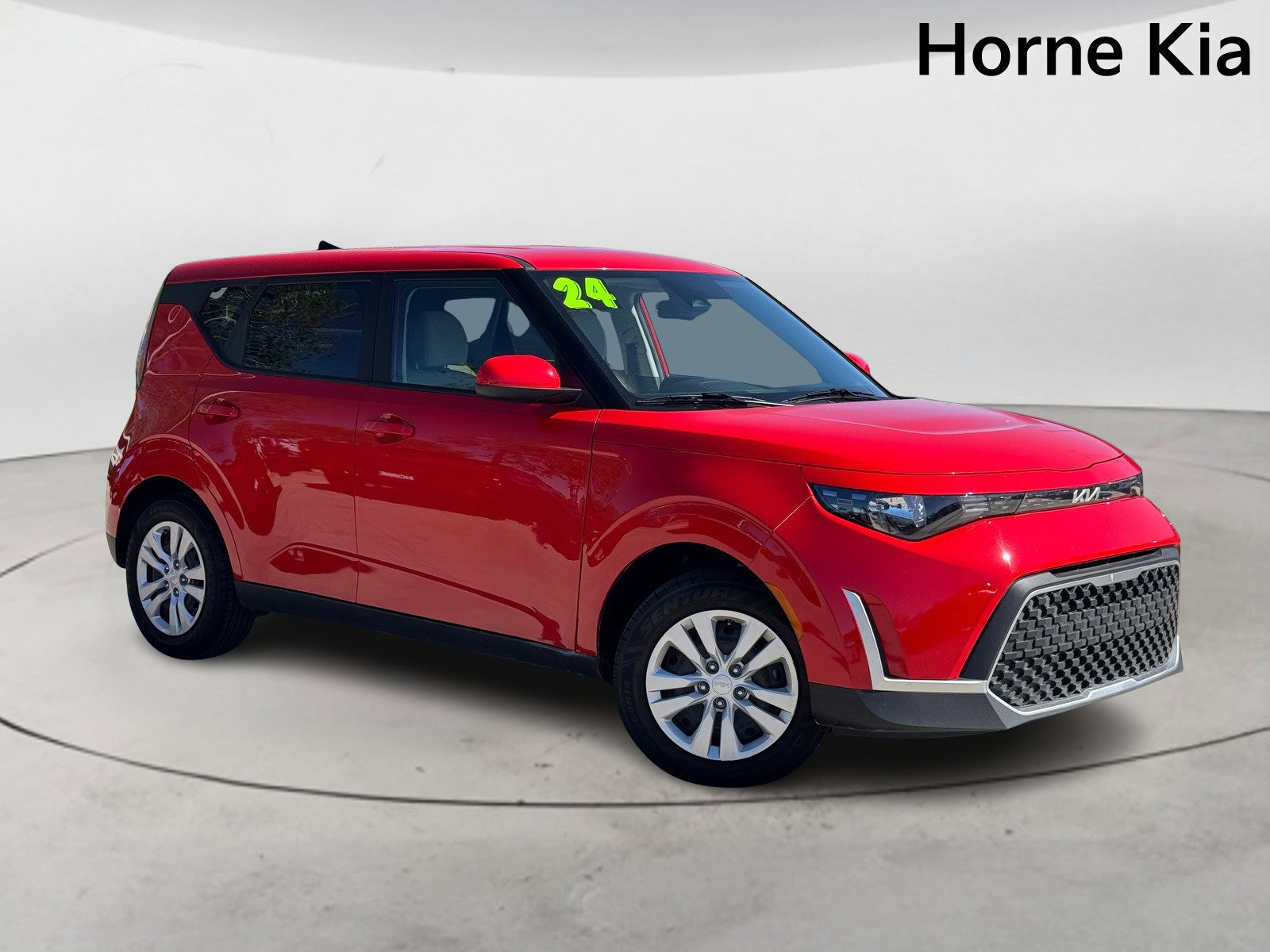 Certified 2024 Kia Soul LX image 2