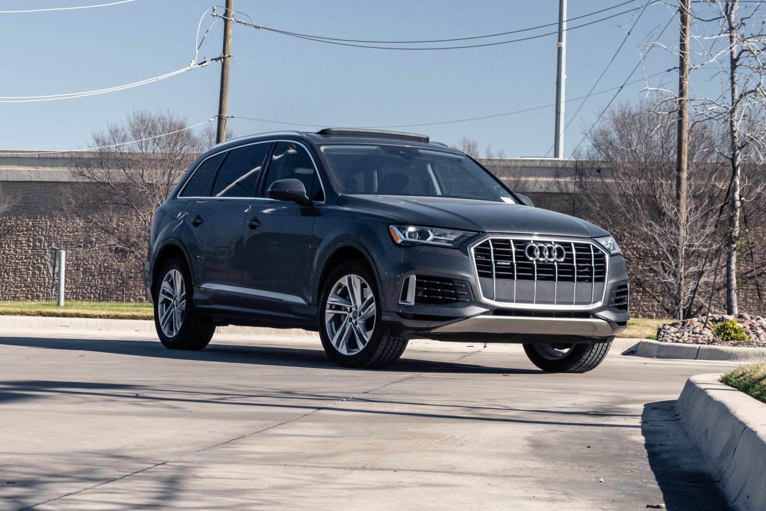 Used 2020 Audi Q7 3.0T Premium Plus w/ Premium Plus Package image 2