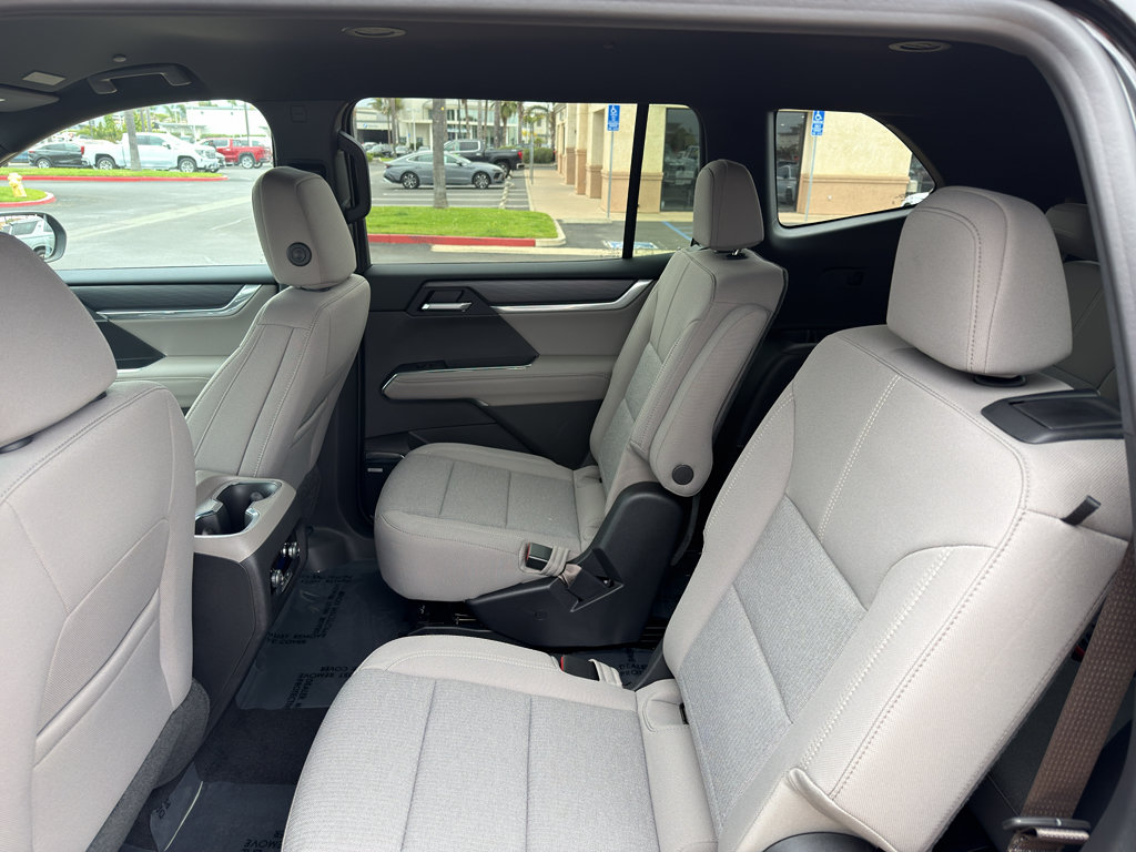 New 2026 GMC Acadia Elevation FWD image 10