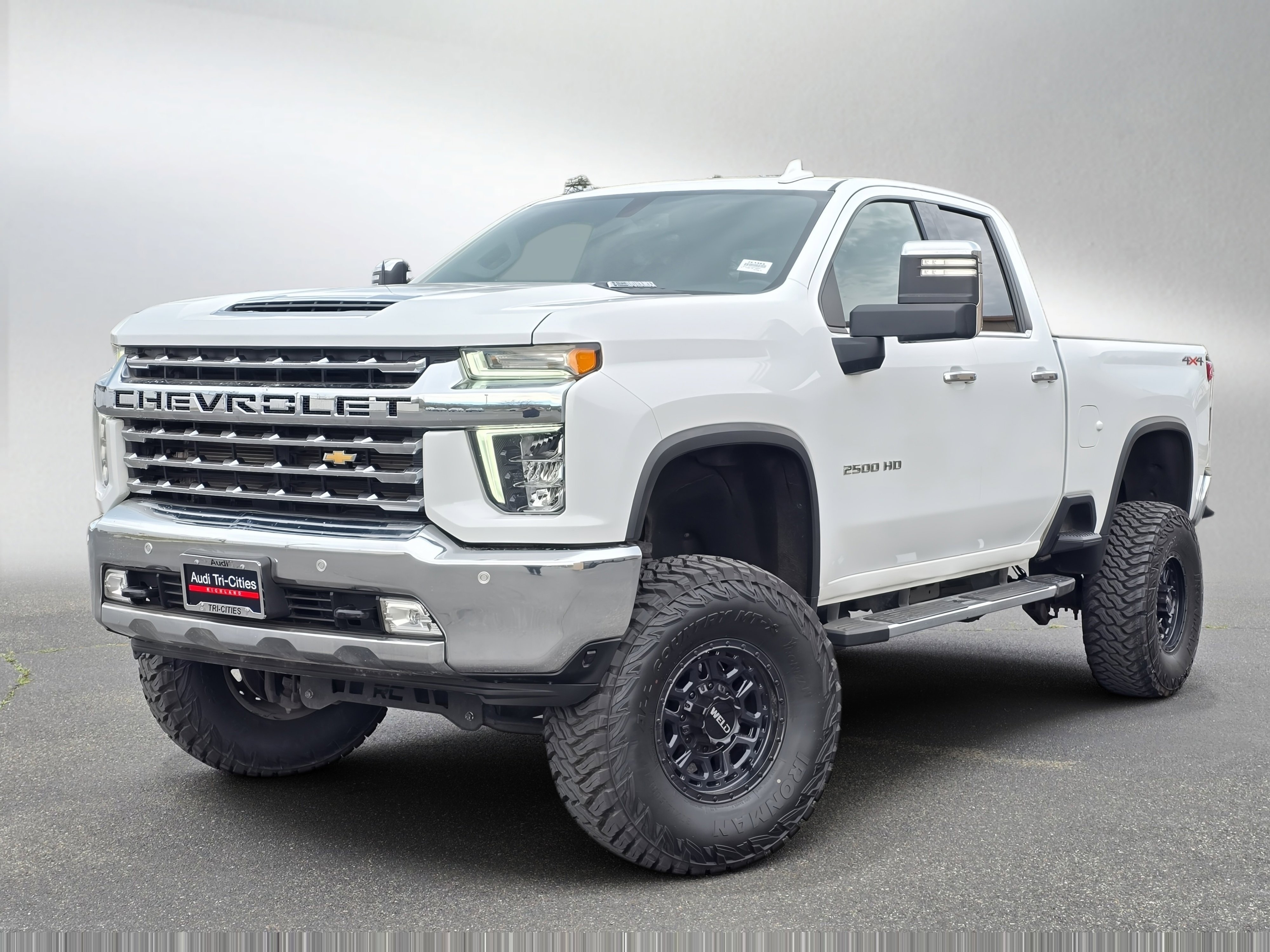 Used 2022 Chevrolet Silverado 2500 LTZ w/ Safety Package image 1