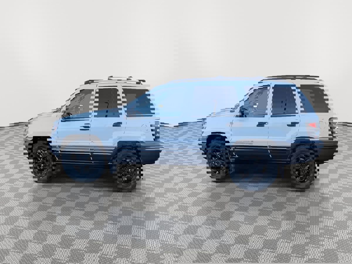 Used 2004 Jeep Grand Cherokee Laredo w/ Trailer Tow Prep Group image 4