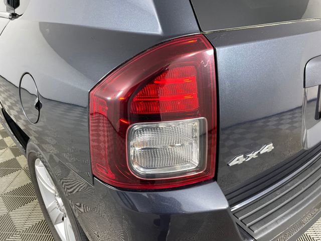 Used 2016 Jeep Compass Sport w/ Power Value Group AWD/4WD image 17