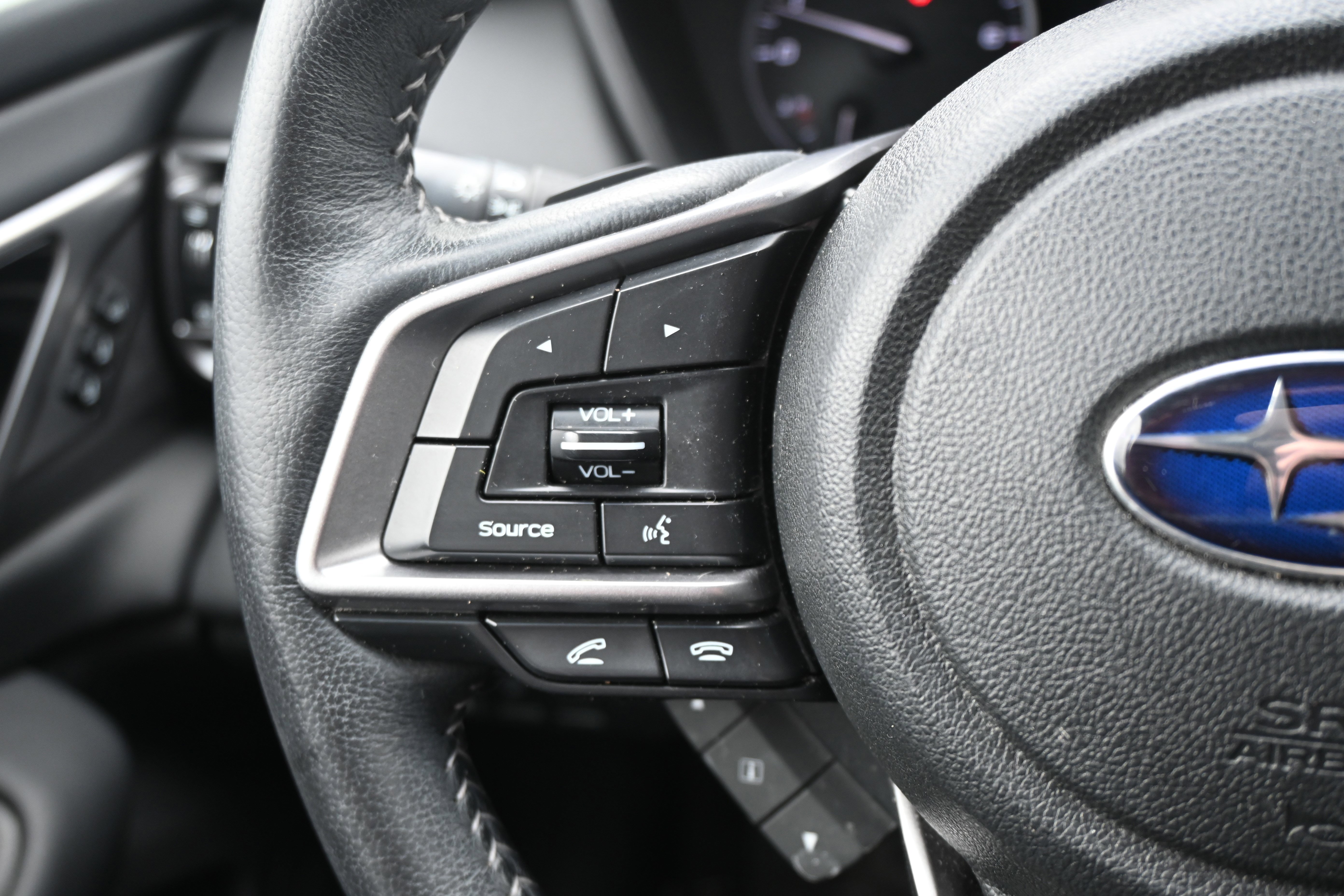 Certified 2022 Subaru Outback Limited XT image 18